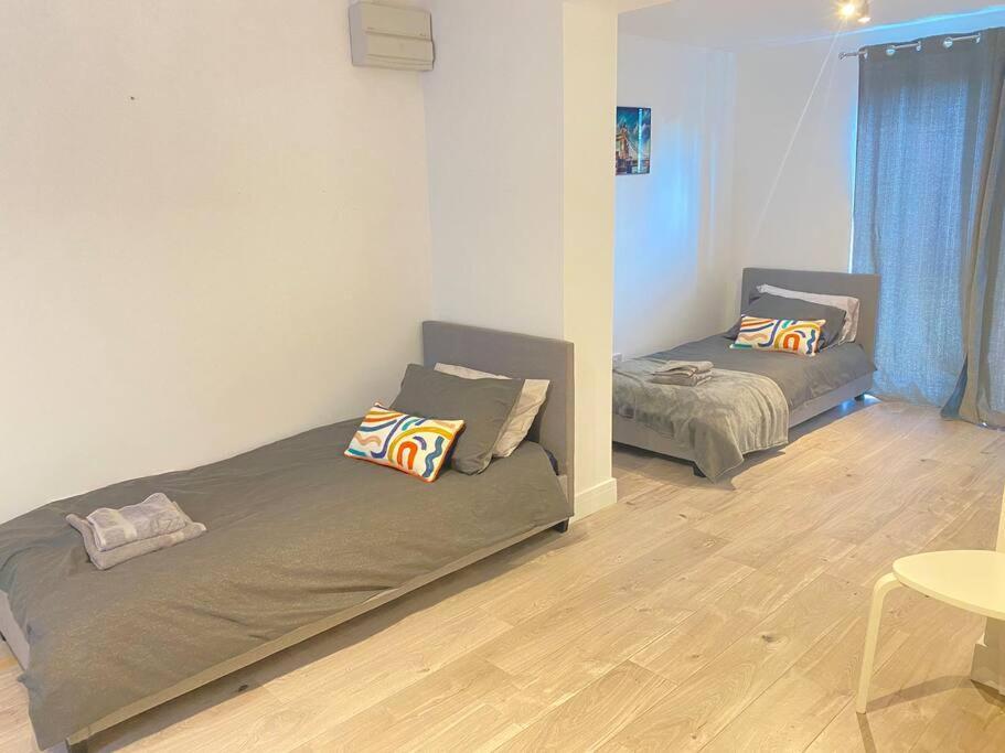 Flat 03 Studio Flat Near Aylesbury Station Free Parking Esterno foto