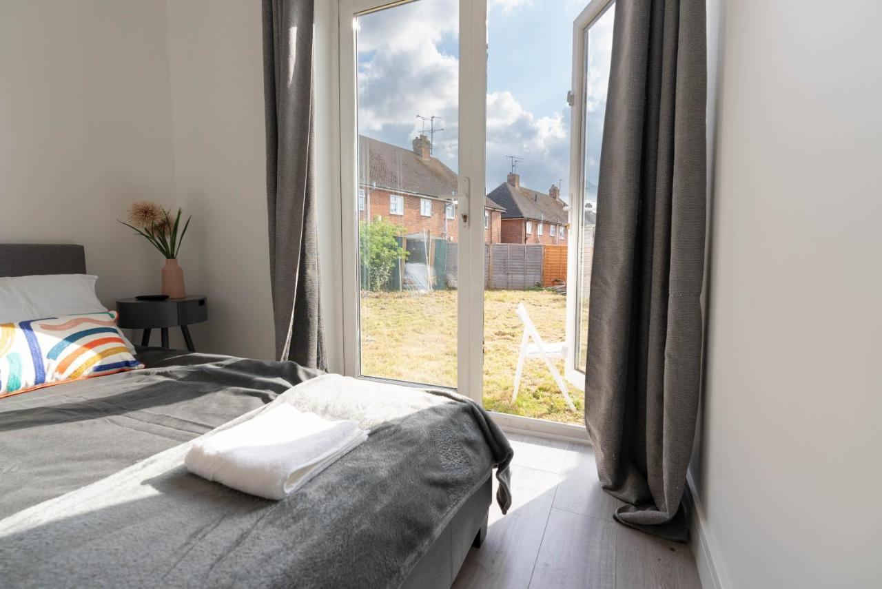 Flat 03 Studio Flat Near Aylesbury Station Free Parking Esterno foto